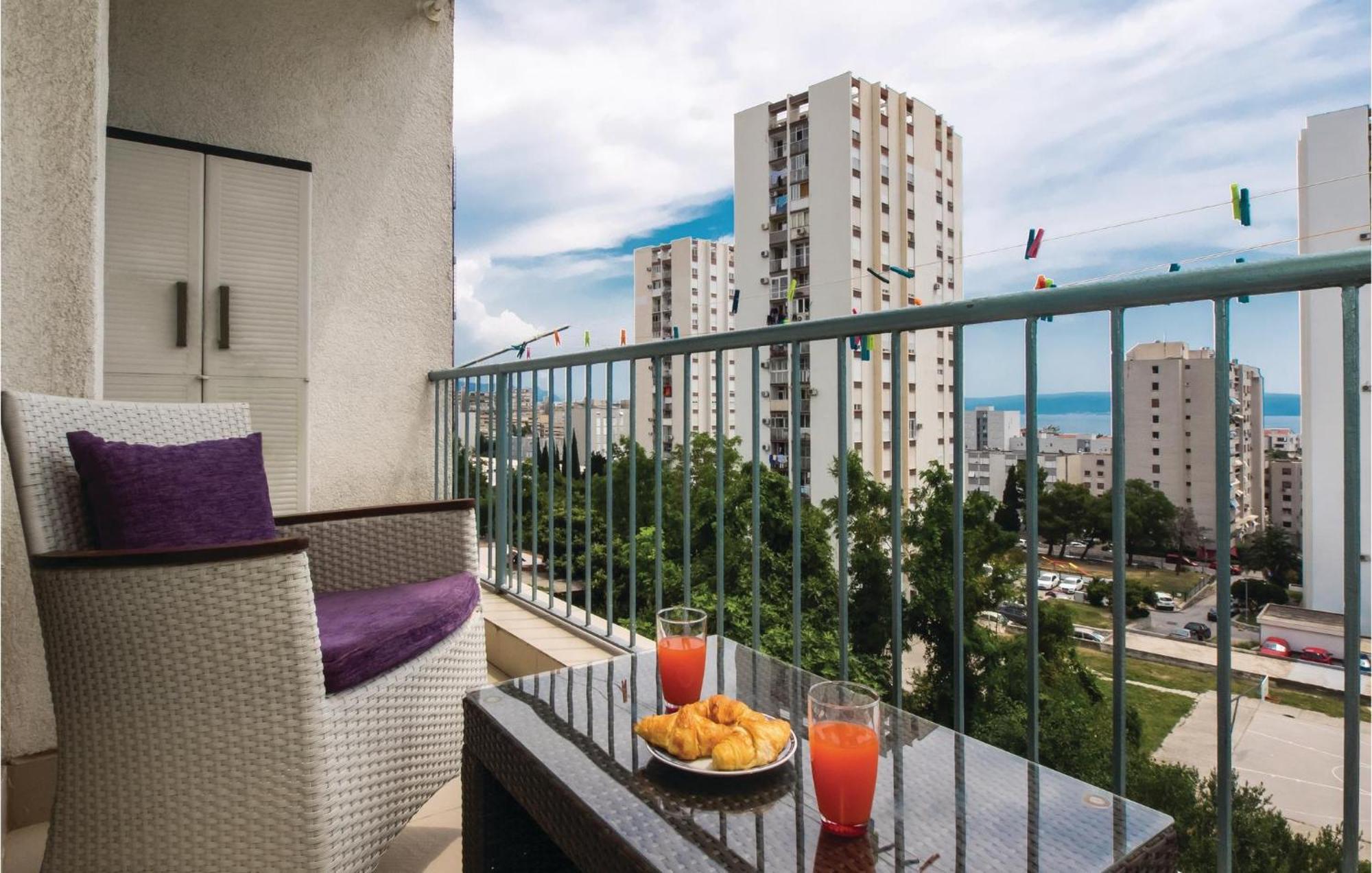 Cozy Apartment In Split With Kitchenette Luaran gambar
